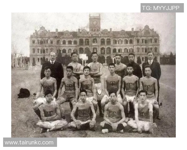 揭秘那些曾经辉煌却如今财务拮据的足球明星们的故事